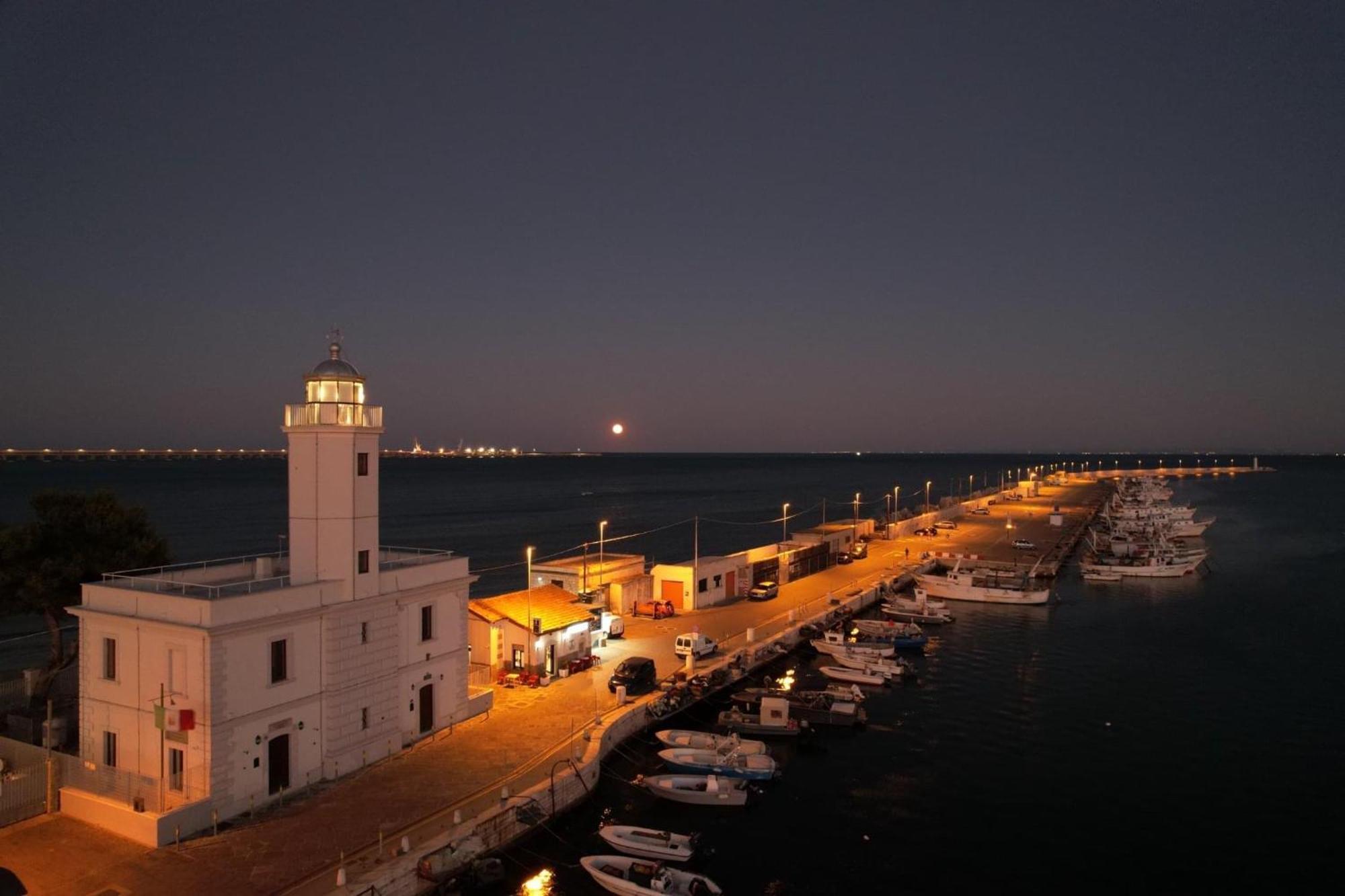 Ca Del Centro Aparthotel Manfredonia Exterior photo